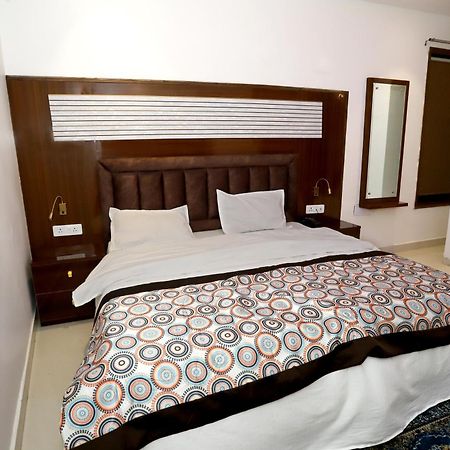 Vrindavan Guest House ニューデリー エクステリア 写真