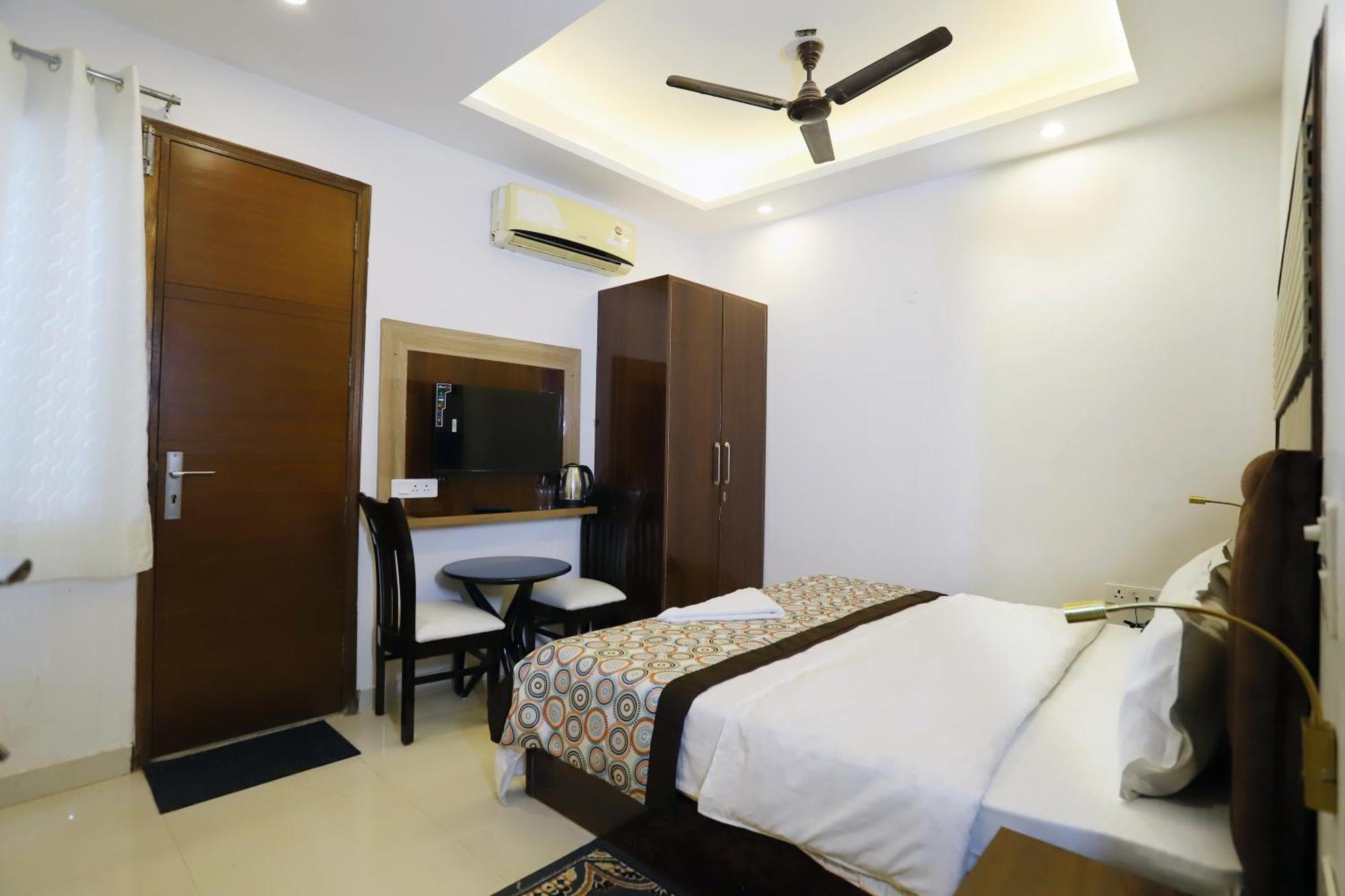 Vrindavan Guest House ニューデリー エクステリア 写真